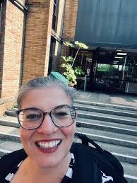 Donna Moroz's Instagram, Twitter & Facebook