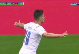 Billy gilmour starred on his full international debut as scotland kept their euro 2020 hopes alive with a moral victory over a subdued england. Ghomhsmqsw4xwm