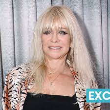Inside Jo Wood's stunning eco-friendly countryside home as she goes 'off  grid'