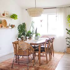 Popular types of dining room flooring include hardwood, carpet, hybrid vinyl flooring and laminate. 8 Area Rug Dos And Don Ts