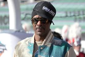 Linh hồn của bữa tiệc: Snoop Dogg sẽ dẫn chương trình NFL Honors, sự kiện tôn vinh những thành tích nổi bật của mùa giải 2024.