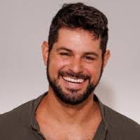 Carla Geisler's Instagram, Twitter & Facebook