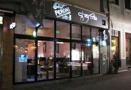 Gyros cu carne de porc, gyros cu carne de pui, souvlaki cu carne de porc, greek souvlaki cu. Restaurante Centrul Vechi Bucuresti