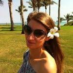 Lori Lahr's Instagram, Twitter & Facebook