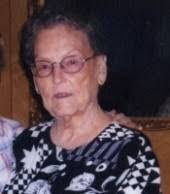 Maxine Donahue's Instagram, Twitter & Facebook