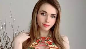 Last seen 1 minute ago. Who Is Amouranth Cosplayer Hot Tub Enthusiast And Top Female Twitch Streamer Ginx Esports Tv