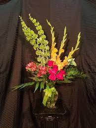 Days Of Sunshine Bouquet Flower Delivery Gladiolus Bouquet Flowers