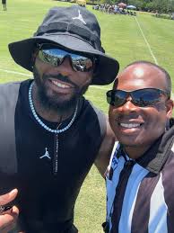 Throw Up The X One Time Dez!!!!!💪🏾💪🏾🔥🔥 @dezbryant