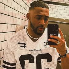 Unpopular opinion, I don't want that stretchy of cheese