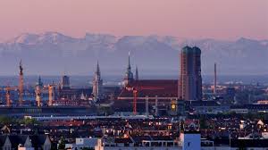 Munchen Da Ist Keine Stadt Nirgends New York Skyline Skyline San Francisco Skyline