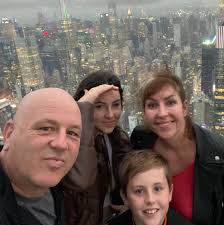 I'm URGENTLY looking for a studio to rent in Bristol or an ensuite room  with girls ready for me to move in by the beginning of September. I'm doing  my master's degree