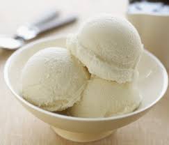Cara membuat es krim vanilla cukup mudah, ikuti saja. Cara Membuat Es Krim Vanilla Tanpa Telur