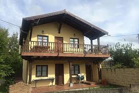 • barbacoas dentro o fuera de la casa. Alquiler Apartamentos Vacacionales En Comillas Cantabria Y Casas Rurales