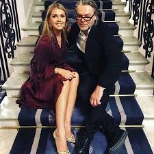 Kitty frequently posts snaps on her instagram wearing these brands, including for her hen party most recently in florence. Lady Kitty Spencer Wiki Princess Diana Niece Bio Age Height Facts