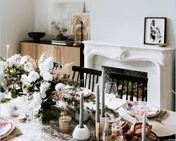 Celebrate valentine's day with your entire family by creating a fun and thematic valentine place setting for each person. 12 Stylish Valentine S Day Tablescape Ideas Romantic Table Decor