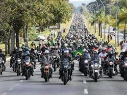 Em manifestação contra as medidas de restrição. Concentracao Para Motociata Com Bolsonaro Reune Milhares Em Sp Folha Pe