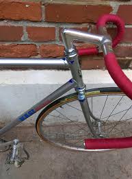 La prima edizione della nuova serie di gare si disputerà tra novembre 2021 e febbraio 2022 e si propone di aumentare il fascino del ciclismo su pista attraverso un. Bici Corsa 1972 Masi Special Pista Campagnolo Rekord Facebook