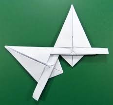These origami stars aren't hard, but there are a few steps that are difficult to decipher with still images alone, so i've made a video of how to make the stars. Modular Money Origami Star From 5 Bills How To Fold Step By Step