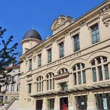 Par rapport aux municipales de 2014, l'abstention au premier tour a grimpé de 20,66 points. Die Top 10 Sehenswurdigkeiten In Bourg En Bresse 2021 Mit Fotos Tripadvisor