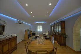 Faux plafond suspendu sera parfaitement ravissant en vos chambres à coucher,salon,. Creation De 2 Plafond Decoratif Et Realisation D Un Gorge Lumineuse En Peripherie Decoration Plafond Plafond Lumineux
