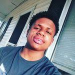 Selma Hawkins's Instagram, Twitter & Facebook