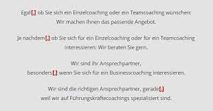 Lachend betrat sie den klassenraum. Korrekte Kommas Bei Adjektiven Und Konjunktionen Drei Praxistipps