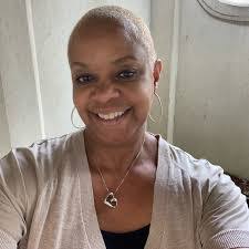 Pamela Somers's Instagram, Twitter & Facebook