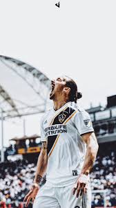 Zlatan ibrahimovic ac milan pictures. Jdesign On Twitter La Galaxy Zlatan Ibrahimovic Lock Screen Header Wallpaper