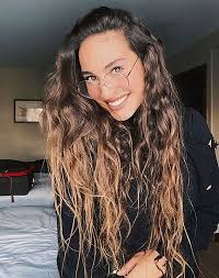 Check spelling or type a new query. La Hija De Chayanne Nos Cautiva Con Su Voz En Medio De La Cuarentena Suena Fm