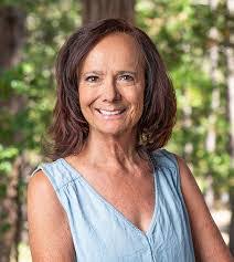 Jeanette Laporte's Instagram, Twitter & Facebook