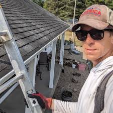 I find gloves don't last very long. What's your glove of choice for tree  work?