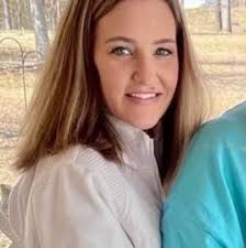 Raise your hand if you're flying in for the eclipse. Welcome to Little  Rock. #TotalEclipseOfTheRock 📷Margaret McLarty & Southwest flight attendant