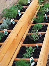 35 Incridible Diy Garden Bed And Planter Ideas Raised Herb Garden Raised Bed Herb Garden Small Vegetable Gardens