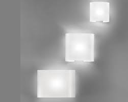 Applique moderne e ultramoderne in metallo. Tayita White Antealuce Lampada Da Parete Moderna Lightinspiration It