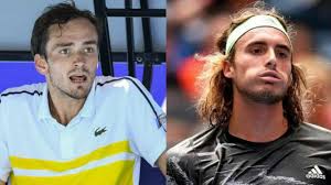 Saque liftado de stefanos tsitsipas, alexander zverev no puede precisar el resto y la bola se va fuera. Complicated Relationship Of Alexander Zverev And Stefanos Tsitsipas Youtube