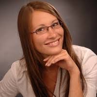 Julie Stoffel's Instagram, Twitter & Facebook