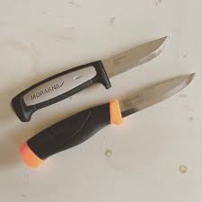 Maybe you would like to learn more about one of these? Mora Robust And Companion Heavy Duty The Tough But Still Cheap Moras Jerking The Trigger