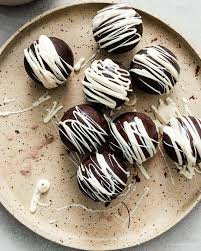 Tiktok Hot Chocolate Bombs I Am A Food Blog Recipe Chocolate Bomb Hot Chocolate Diy Hot Chocolate