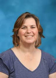 Shelly Horne's Instagram, Twitter & Facebook