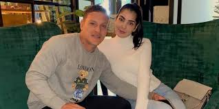 Andreína fiallo (instagram star) was born on the 18th of april, 1983. Kolvvsu1ubuhhm