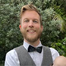 careerpivot #learninganddevelopment #instructionaldesign #curriculumdesign  #disneycastlife #opentowork #edleadership #professionaldevelopment  #careerchange #lxd