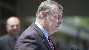 Mayor Greg Ballard honors 12 volunteers