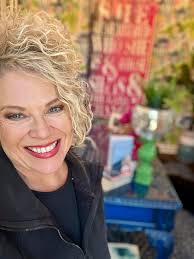 For those of you who work at home….. do you DRESS UP or DRESS CASUAL????? I  know so many people say that you should still dress up when you work from  home,