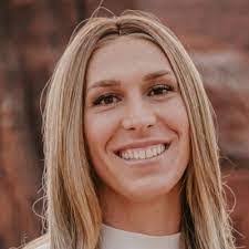 Lori Bostick's Instagram, Twitter & Facebook