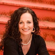 Dessa Mitchell's Instagram, Twitter & Facebook