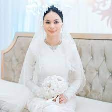 #jodohjodohannisa berkisahkan kehidupan annisa yang terpaksa memilih antara lima jejaka, sementara dia bersaing dalam industri yang episod 1 majlis pernikahan annisa bermula. Drama Jodoh Jodoh Annisa Dikecam Seksi Setiap Orang Ada Hak Daniella Sya Kosmo Digital Jodoh Itu Milik Kita Episod 36