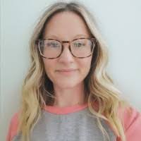 Louise Gardner's Instagram, Twitter & Facebook