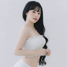 Nhà báo dương xuân nam, nguyên tổng biên tập báo tiền phong, đơn vị tổ chức cuộc thi hoa hậu mà nguyễn thu thuỷ đăng quang năm 1994, nhận xét nguyễn thu thủy là. Nguyá»…n Thá»‹ Thu Thuá»· Nguynth31503371 Twitter