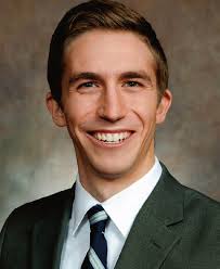 2017-2018 Wisconsin Blue Book: State Legislator Biographies (pages 19-128)