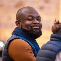 70+ profils pour “Kriss”